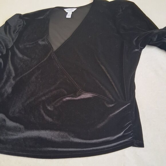 Arizona Jean Co Junior's XXL/Women's Large Black Velvet Faux Wrap Top - Picture 5 of 9